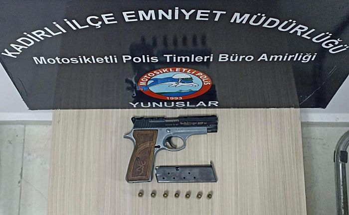 Osmaniye’nin Kadirli ilçesinde yakalanan 13 şüpheliden 4’ü tutuklandı.