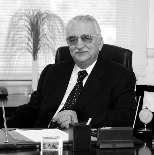 Duayen iş insanı Nuri Çomu vefat etti