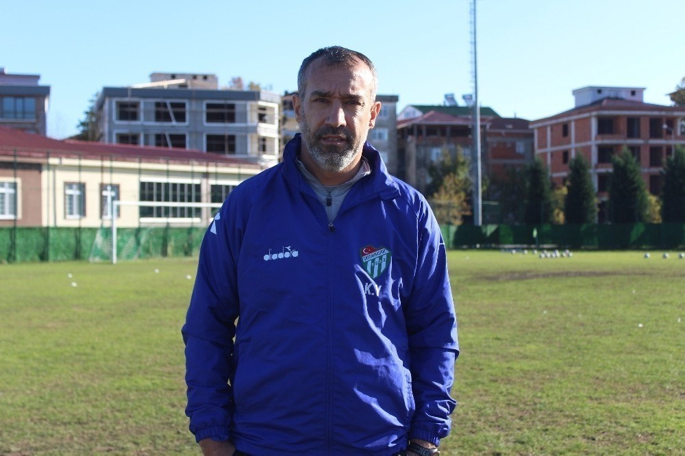 Yelek “Sahada istediklerimizi yapmaya çalışan bir ekibimiz var"