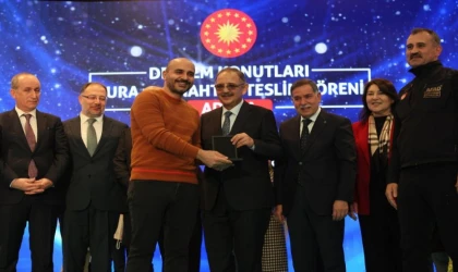 Adana’da bin 589 deprem konutu hak sahiplerine teslim edildi