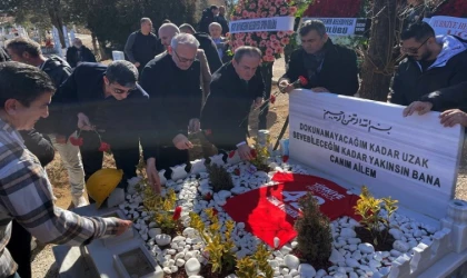 Cemal Kütahya ve ailesi kabri başında anıldı