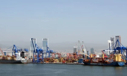 Ege’de 100 dolarlık ithalat 203 dolarlık ihracat yaptırdı