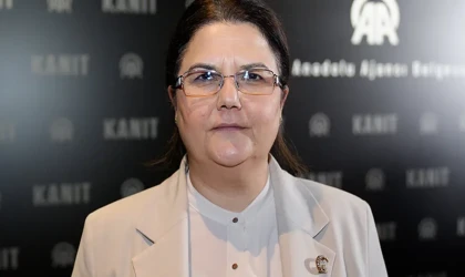 Yanık "Merhum Menderes ve arkadaşlarına rahmet diliyorum"