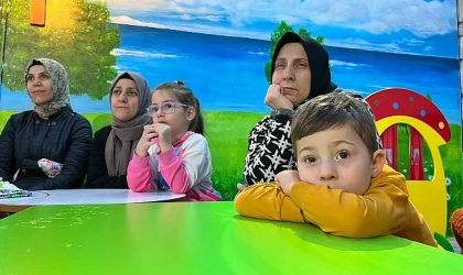 Çocuklar masalların büyülü dünyasıyla buluşuyor