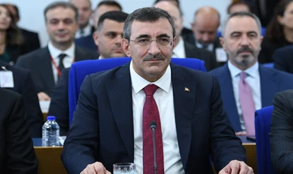 Merkezi yönetimin 2025 yılı bütçe öngörüsü... Gider 14,7 trilyon, gelir 12,8 trilyon lira!