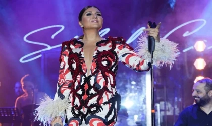 Sibel Can İstanbul’da kış sezonunu açtı