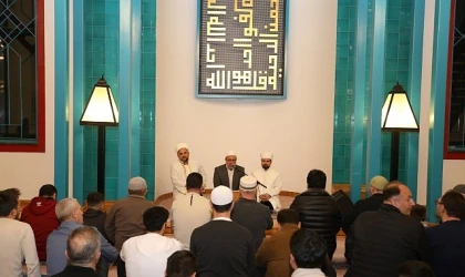 Kadir Gecesinde Hafız Adem Bilgetay İnegöllülerle buluştu