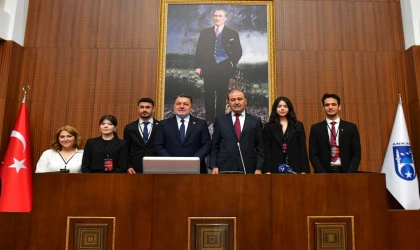 ABB Meclisi gençlere emanet edildi